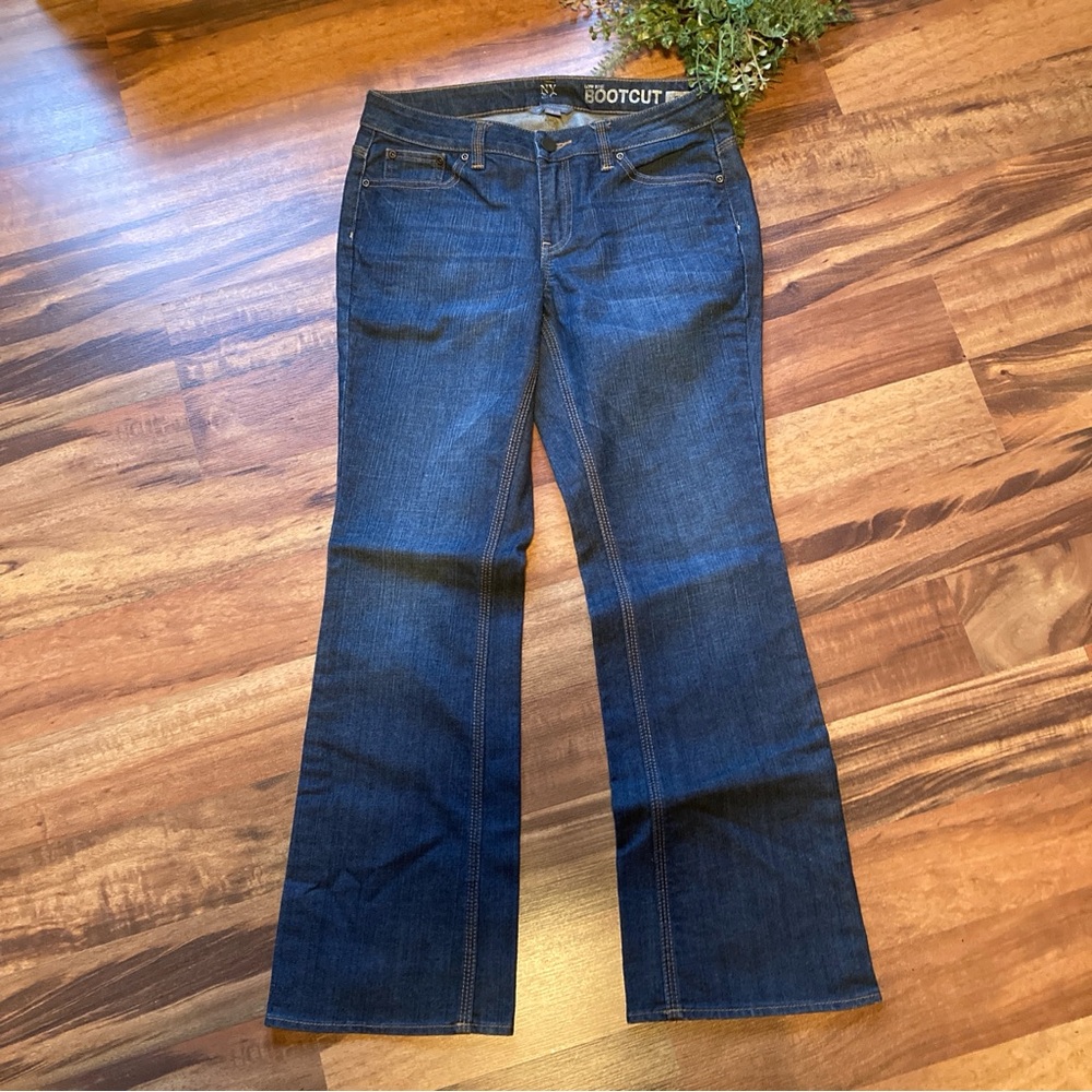 New York & Company Size 8P Dark Blue Boot Cut Jeans